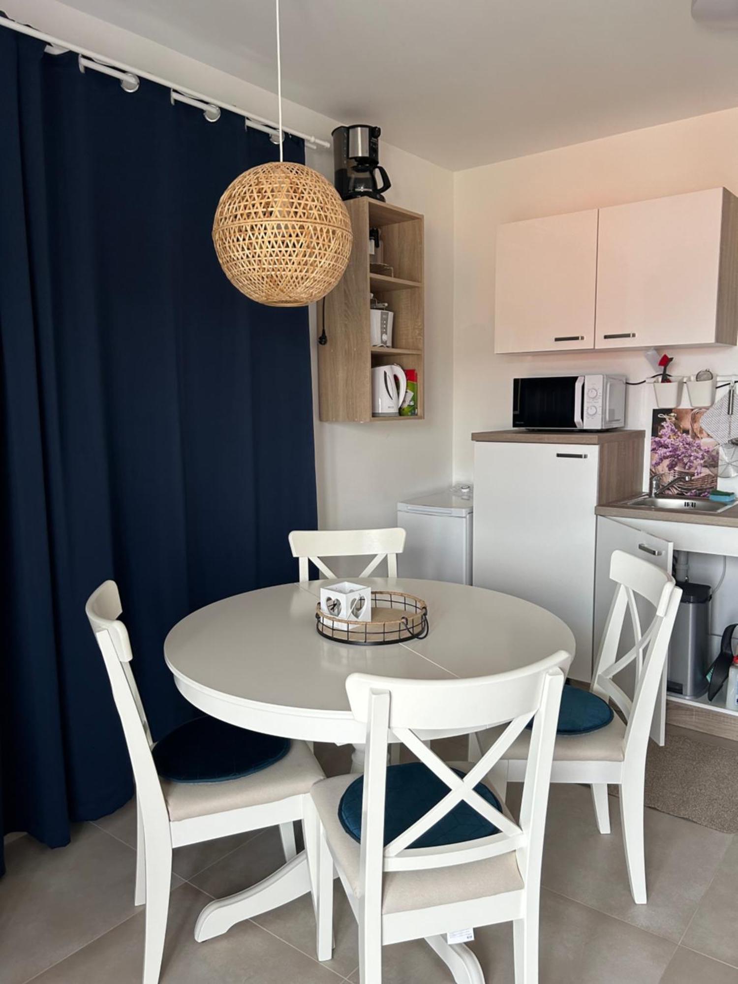 Apartmant Sea View Apartman *